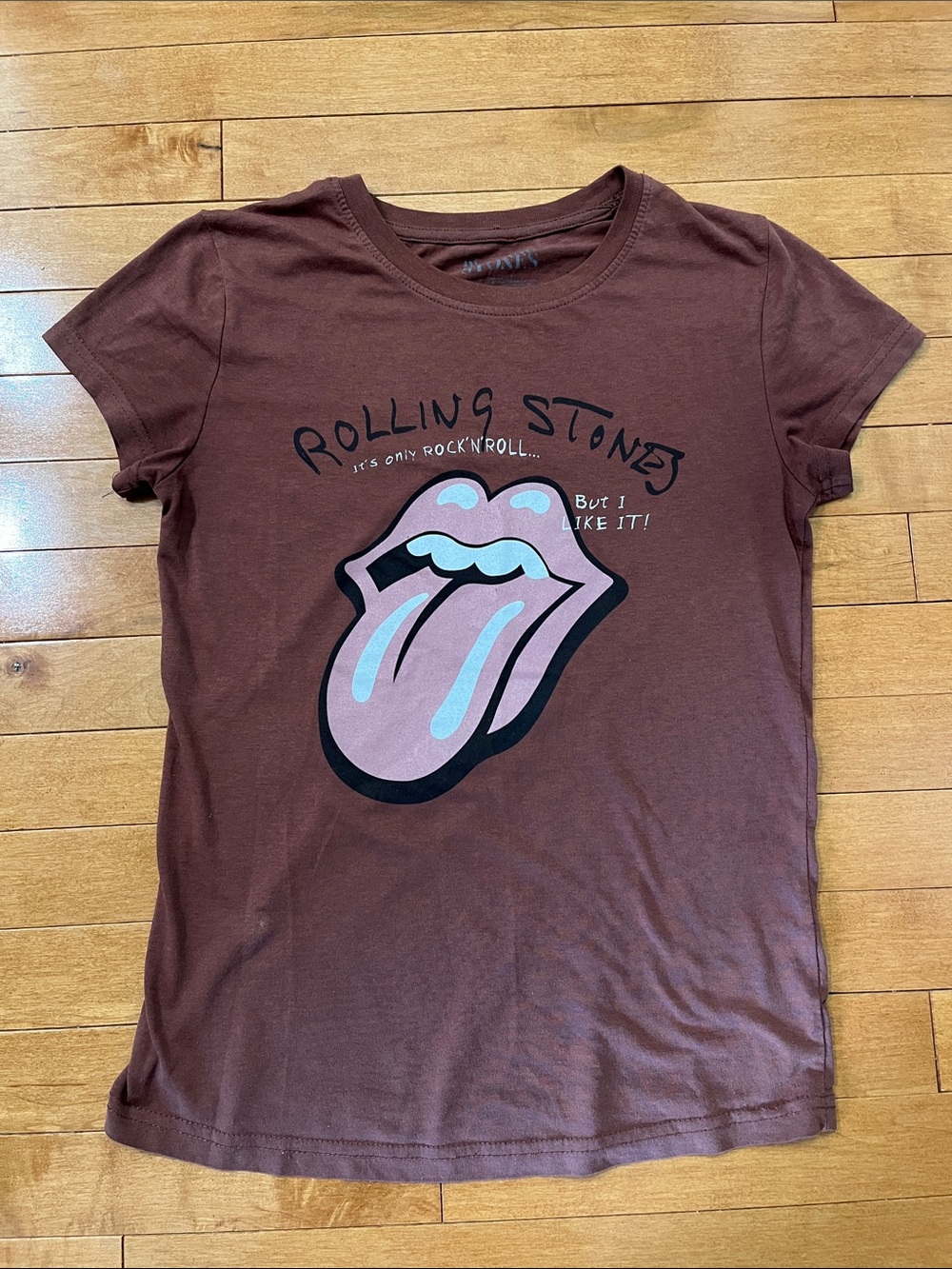 the Rolling Stones Brown Graphic Tee with Pink Tongue Logo